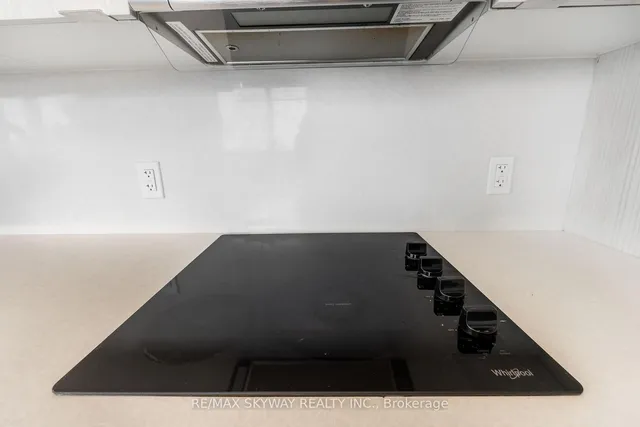 Additional image 33 of 5 Mabelle Ave Unit 3233