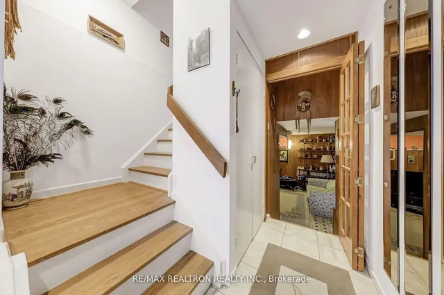 Additional image 6 of 70 Castlebury Cres Unit 9