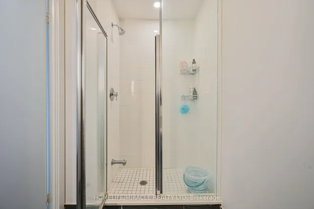 Additional image 23 of 215 Veterans Dr Unit 1102