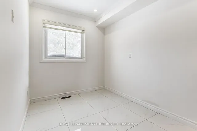 Additional image 17 of 200 Murison Blvd Unit 2