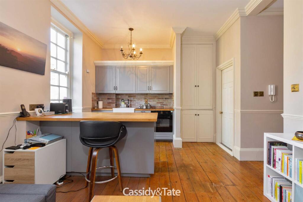 Additional image 9 of Holwell, Hatfield