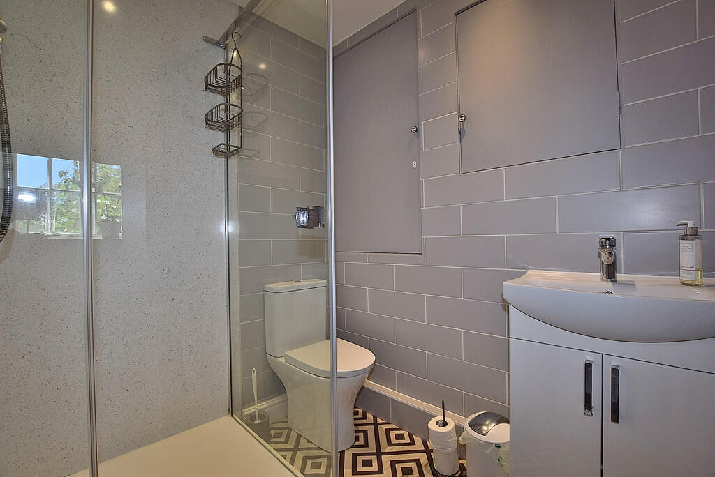 Additional image 10 of Youngs Yard, Richmond