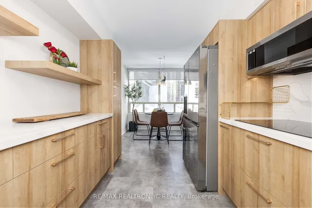 Additional image 12 of 30 Greenfield Ave Unit 514