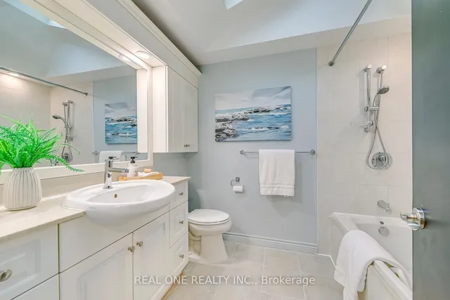 Additional image 25 of 2201 All Saints Cres