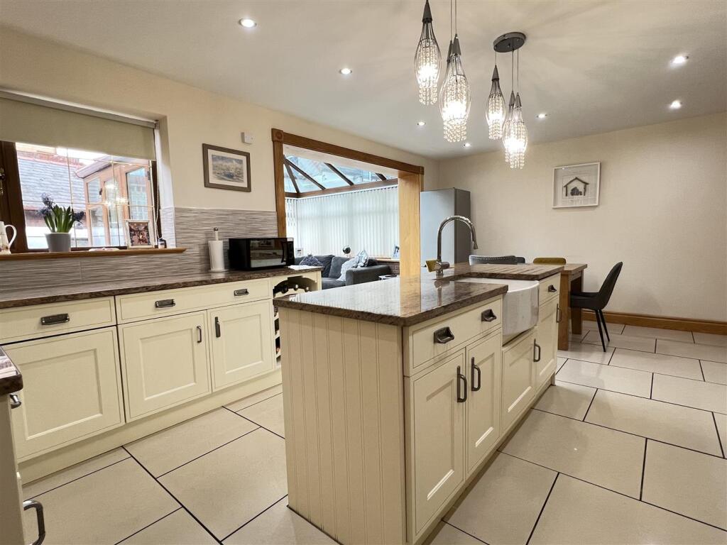 Additional image 4 of Well Place, Aberdare