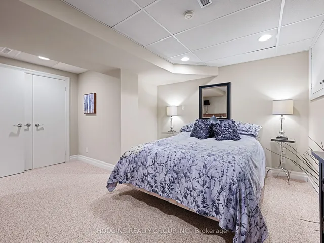 Additional image 36 of 1534 Hollywell Ave