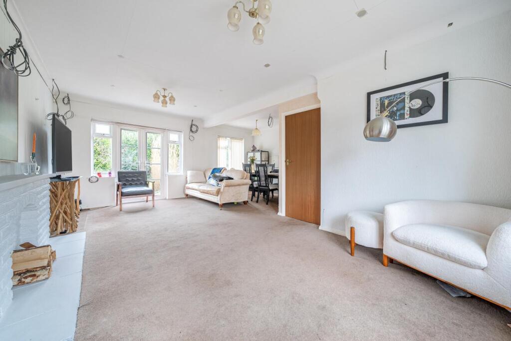 Additional image 11 of Wimborne Avenue, Chislehurst