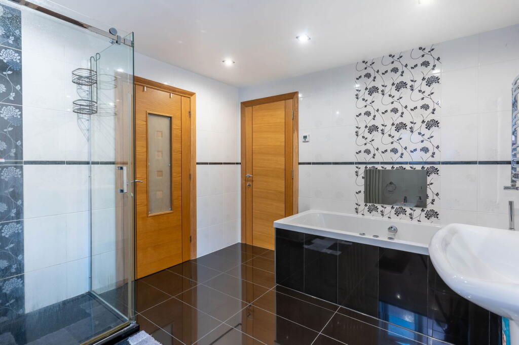 Additional image 13 of Groveley Lane, Cofton Hackett, B45 8UQ