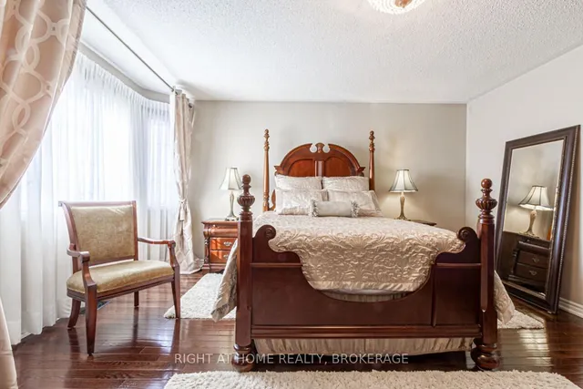 Additional image 22 of 34 Penbridge Circ