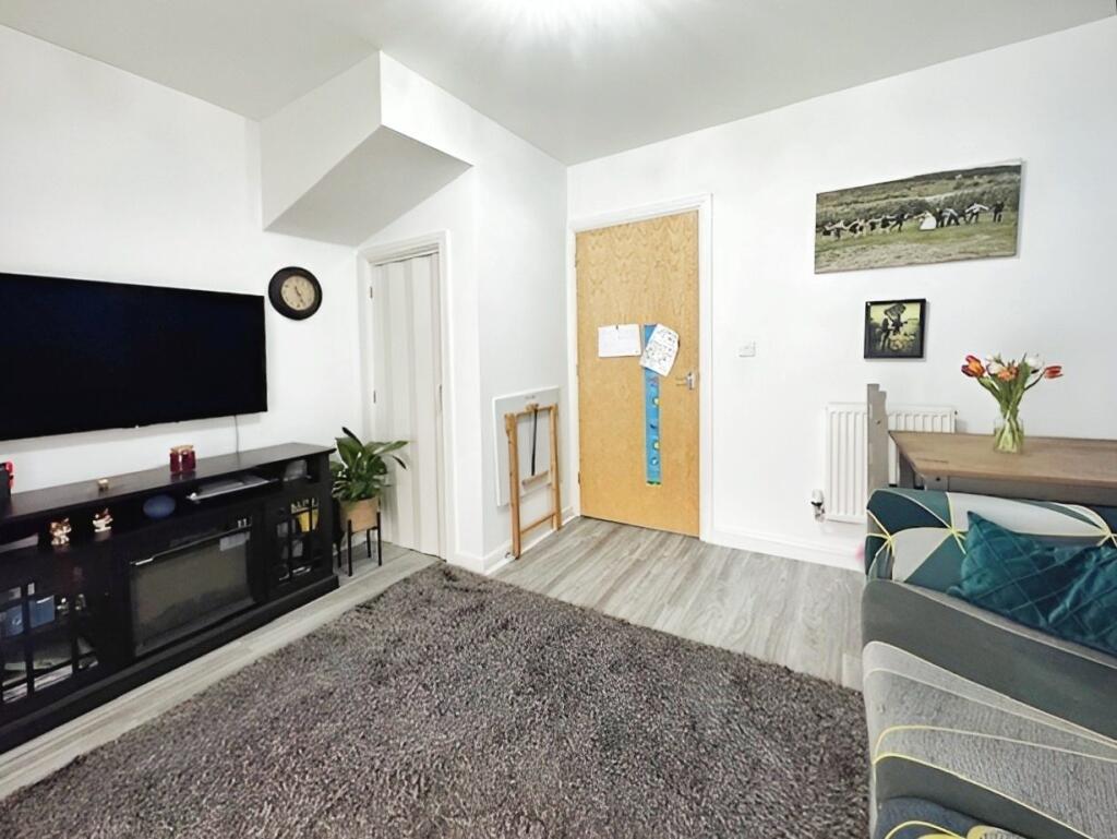 Additional image 9 of Meadowland Close, Caerphilly, CF83 3SB