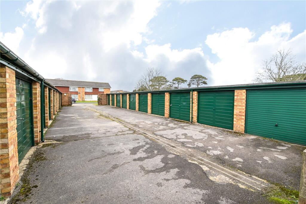 Additional image 12 of Aspen Place, New Milton, Hampshire, BH25