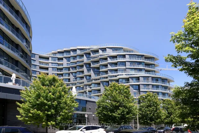 1 Edgewater Dr Unit 313