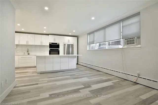 Additional image 7 of 2054 Courtland Dr Unit 102