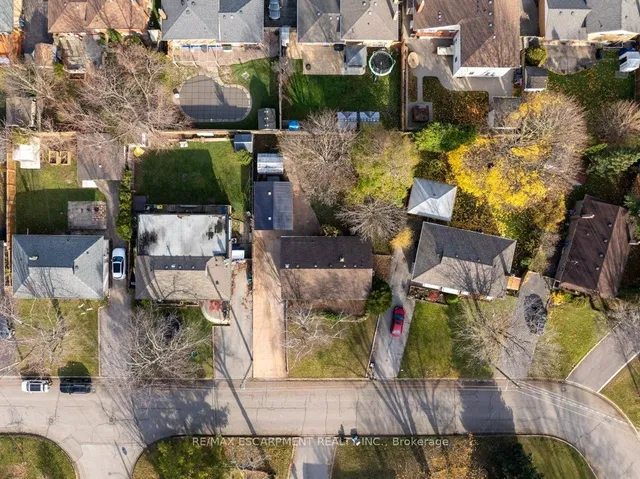 Additional image 39 of 5470 Randolph Cres