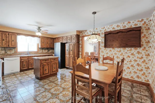 Additional image 10 of 43 Canterbury Cres