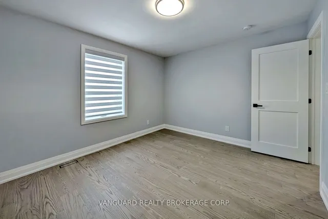 Additional image 23 of 14 Bradfield Ave