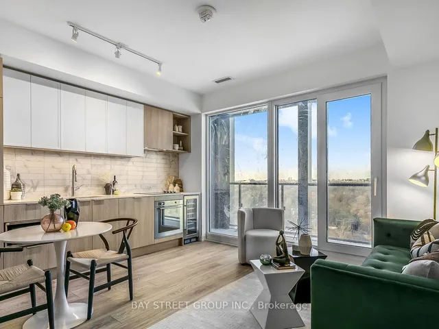 Additional image 7 of 2020 Bathurst St Unit 1912