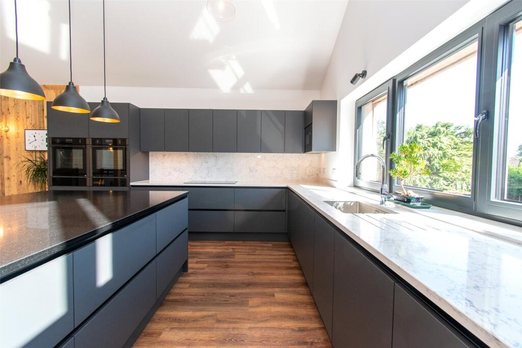 Additional image 10 of Park Street Lane, Park Street, St. Albans, Hertfordshire, AL2