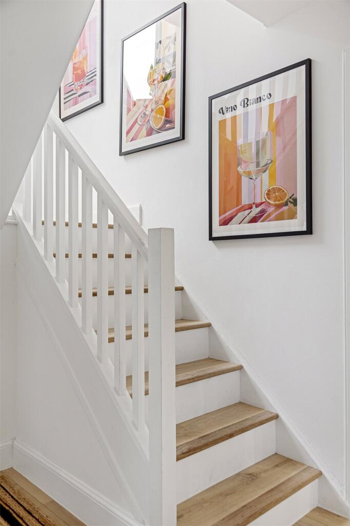 Additional image 15 of Scotts Lane, Bromley, BR2