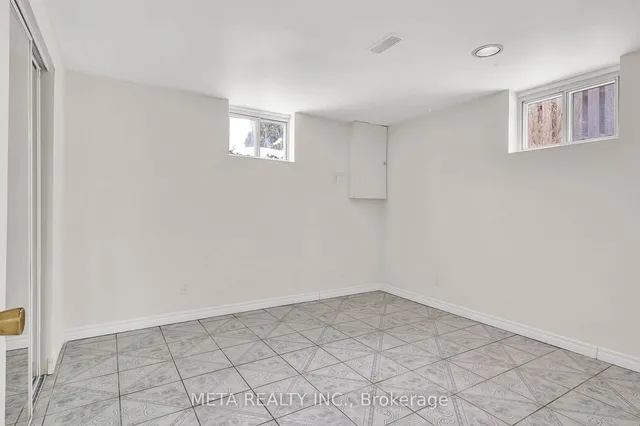 Additional image 33 of 45 Combermere Dr