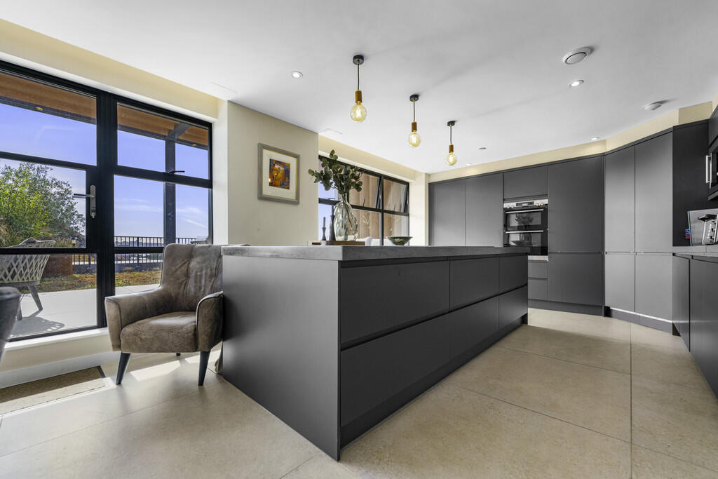 Additional image 12 of Casablanca, Mount Stuart Square