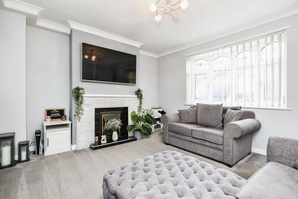 Additional image 19 of Woodfield Avenue, Cradley Heath