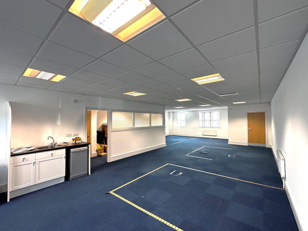 Additional image 2 of Unit 3 The Croft, Buntsford Gate, Bromsgrove, B60 4JE