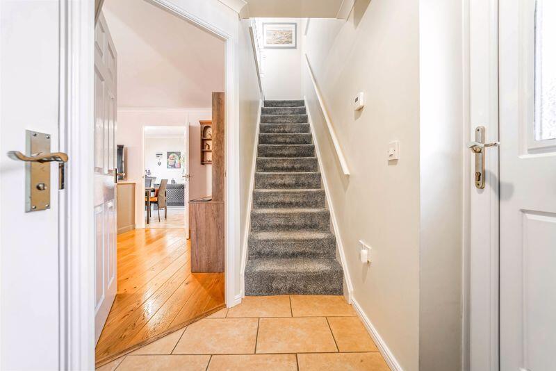 Additional image 5 of Oaktree Place, St Georges - FABULOUS SEMI