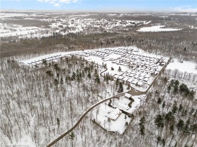 Additional image 22 of 4449 Milburough Line Unit 10 Oak St.