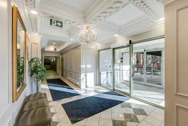 Additional image 4 of 2075 AMHERST HEIGHTS Dr Unit 402