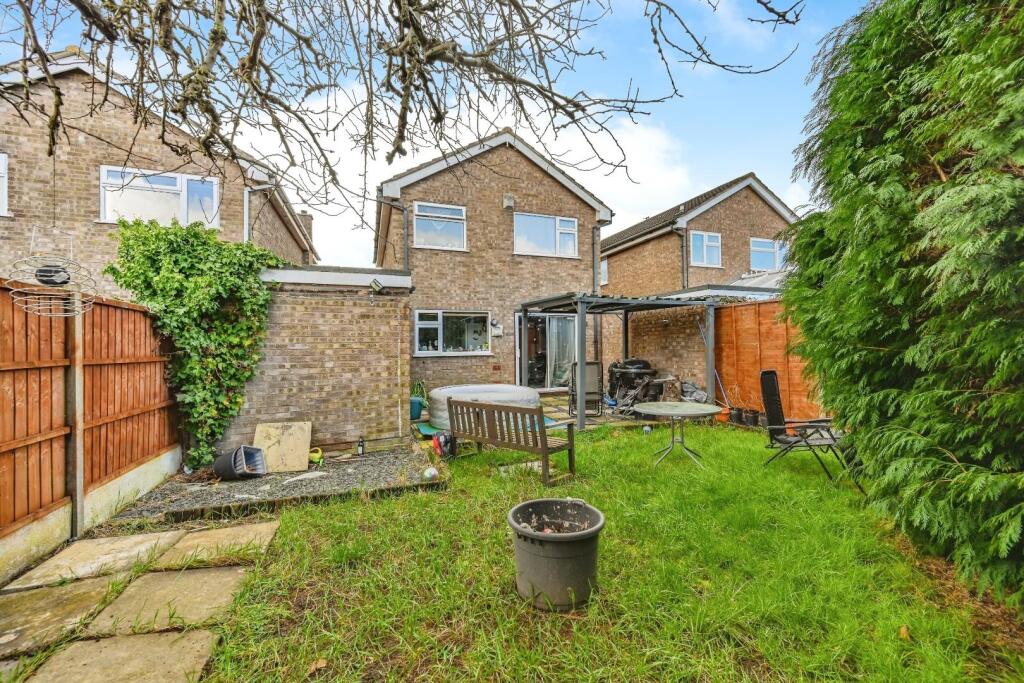 Additional image 17 of 42, Roach, Tamworth