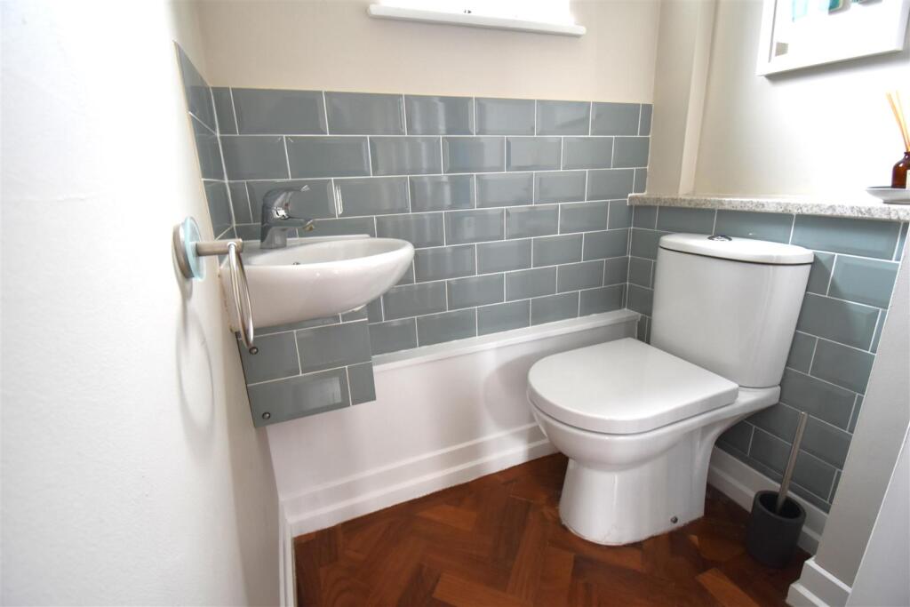 Additional image 13 of Attractive Detached Home In Popular Stoke Bishop Location