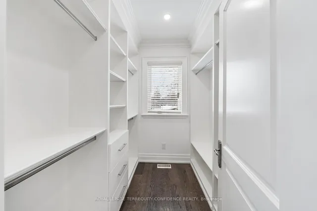 Additional image 34 of 193 Brookbanks Dr