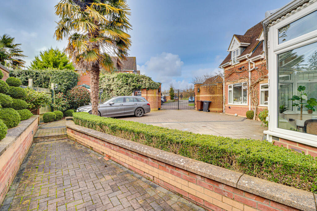 Additional image 23 of Gordons Walk, Harpenden, Hertfordshire, AL5