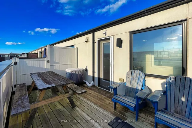 Additional image 25 of 22 Caroline Carpenter Grve