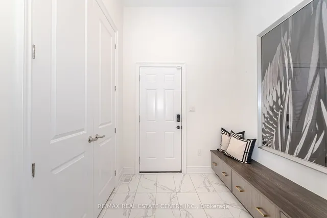 Additional image 27 of 583 Beam Crt