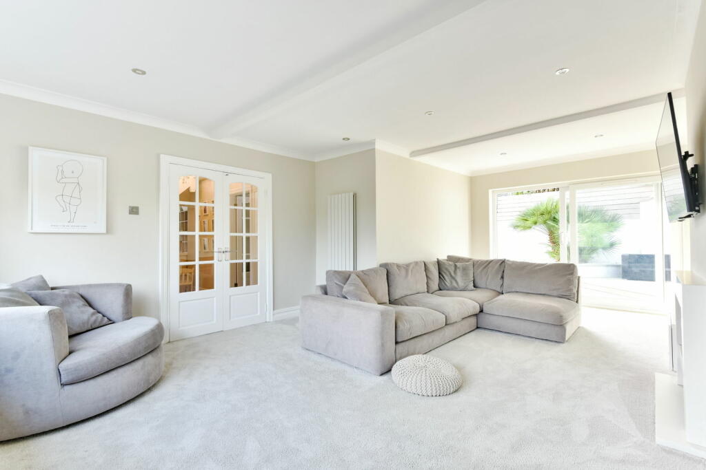 Additional image 4 of Mill Hill Close, Shoreham by Sea