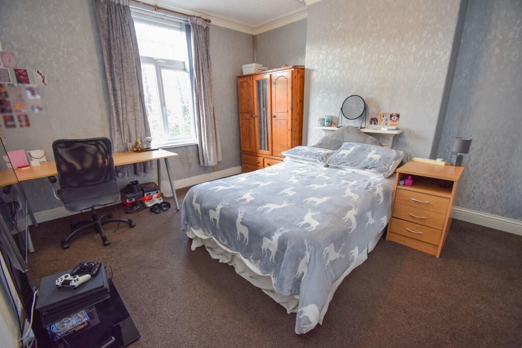 Additional image 10 of Wellington Crescent, Shipley