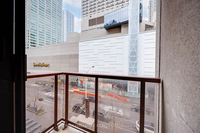 Additional image 14 of 85 Bloor St Unit 402