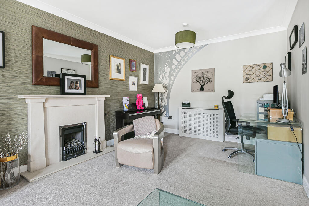 Additional image 10 of Boyes Crescent, London Colney, AL2