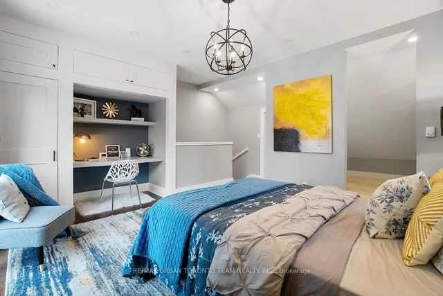 Additional image 35 of 9 Sword St