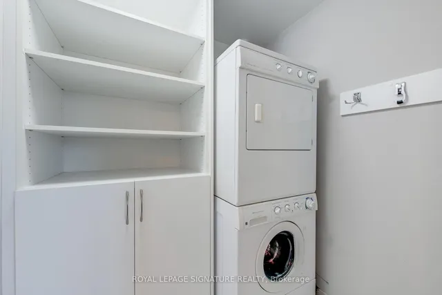 Additional image 34 of 400 Wellington St Unit PH1106