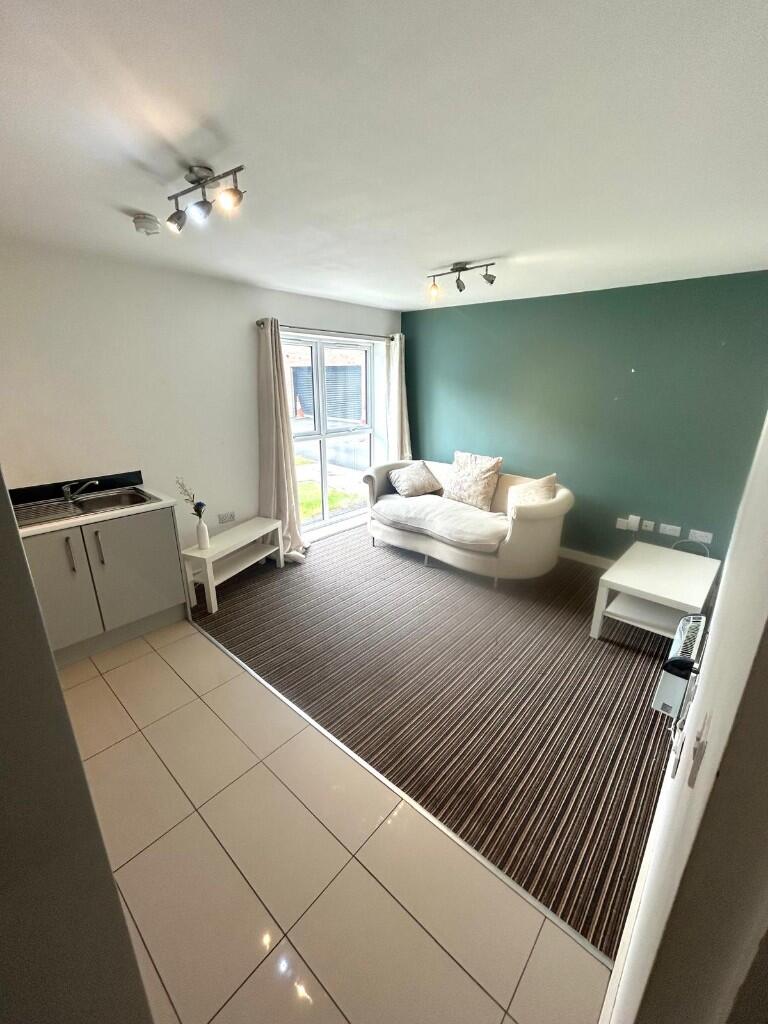 Additional image 3 of Richmond Road, Cardiff(City), CF24