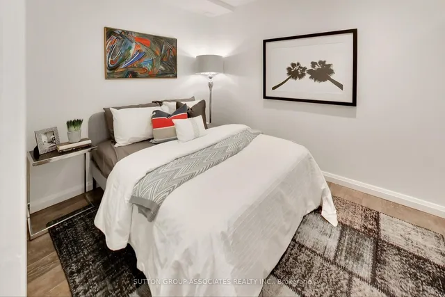 Additional image 31 of 8 Ellsworth Ave