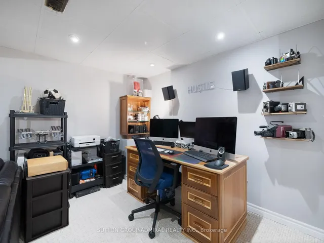 Additional image 32 of 170 Tiller Tr