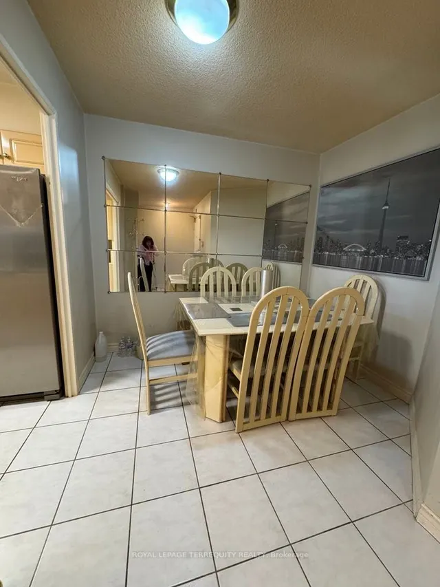 Additional image 11 of 236 Albion Rd Unit 1012