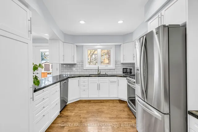 Additional image 24 of 440 Glengarry Ave