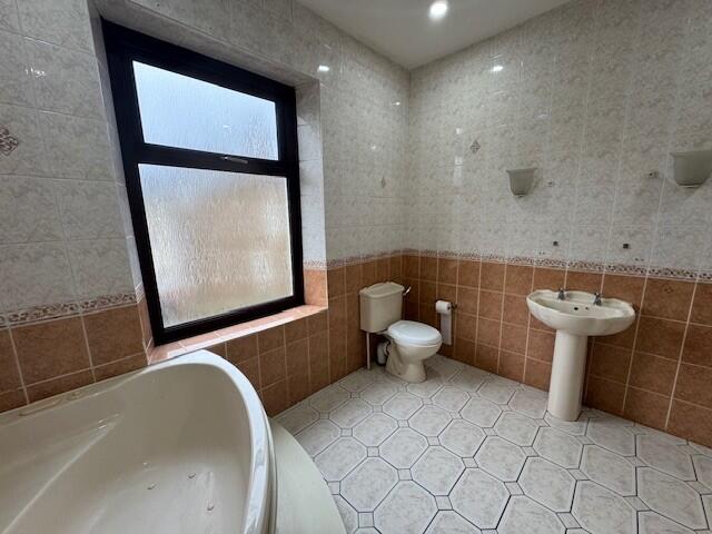 Additional image 11 of Burnley Road, Cliviger, BB10