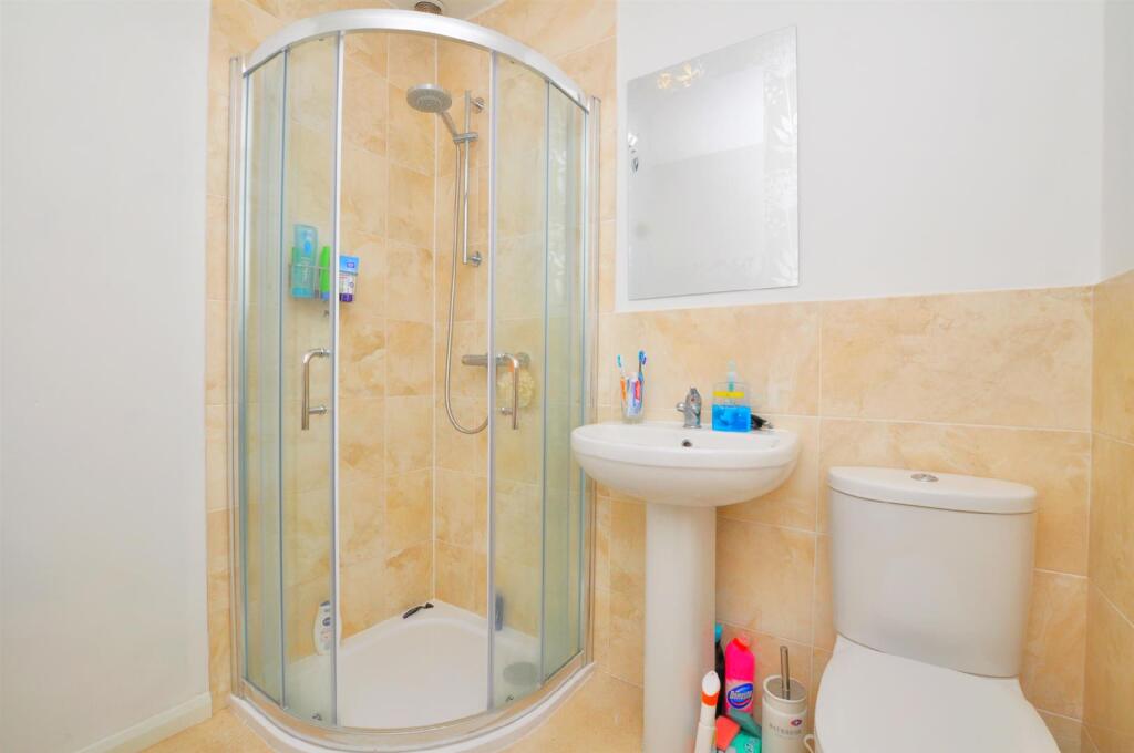 Additional image 4 of 00000035 Trendlewood Park