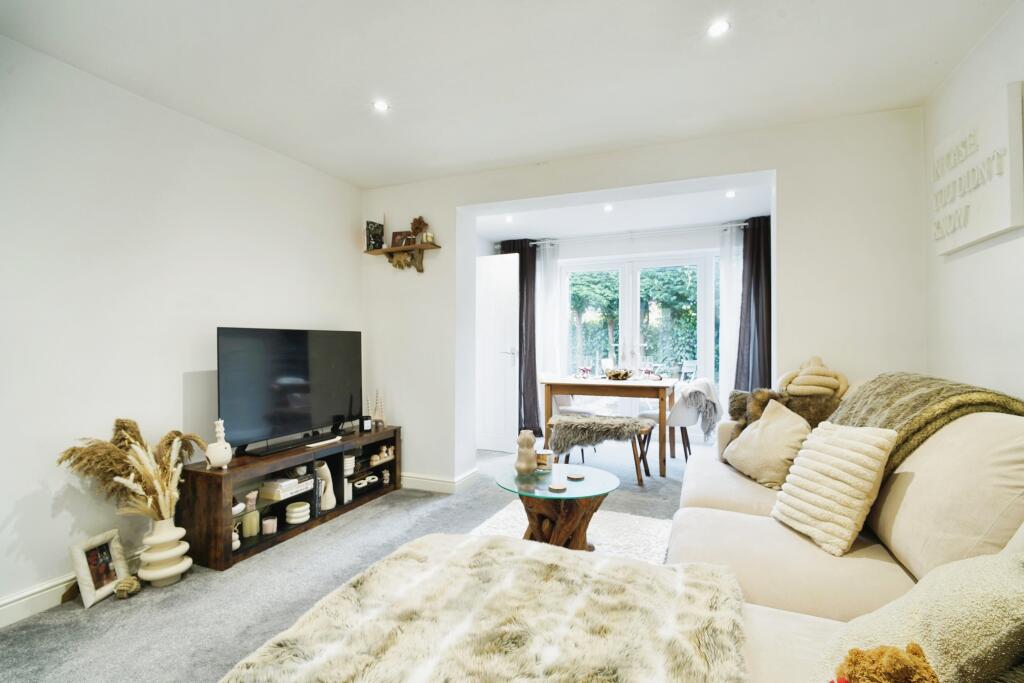 Additional image 4 of Tilesford Close, Solihull, B90